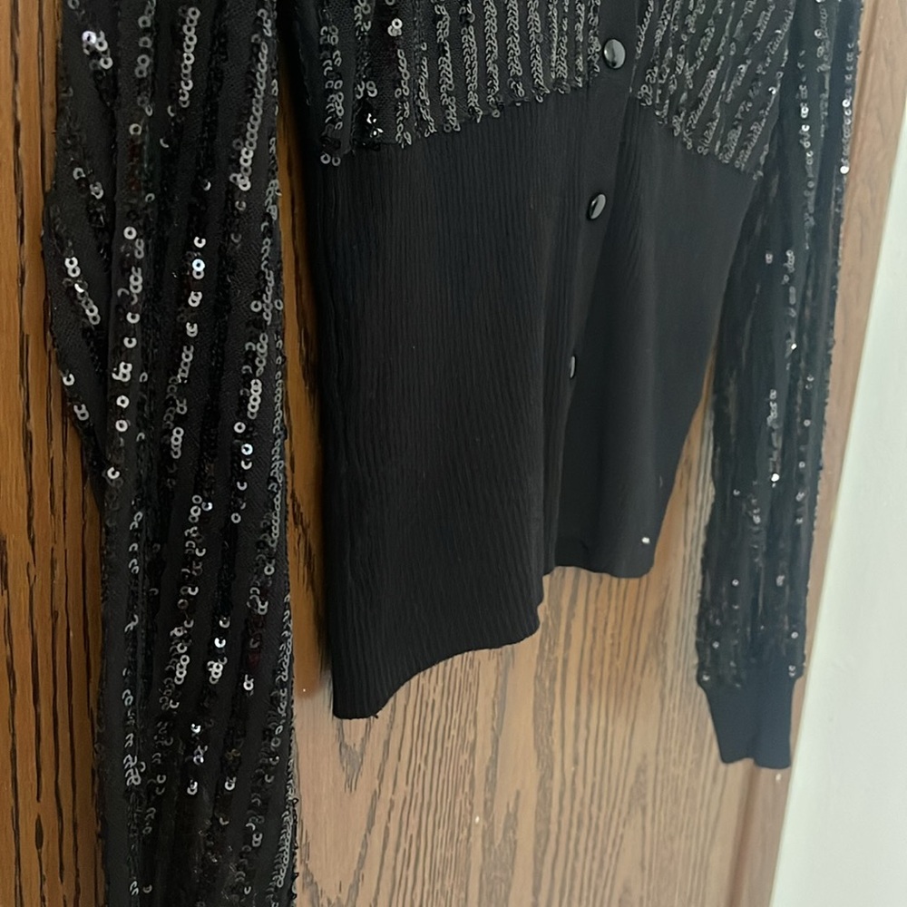 Guess Los Angeles sequins Cardigan, like new! Medium - Picture 4 of 11